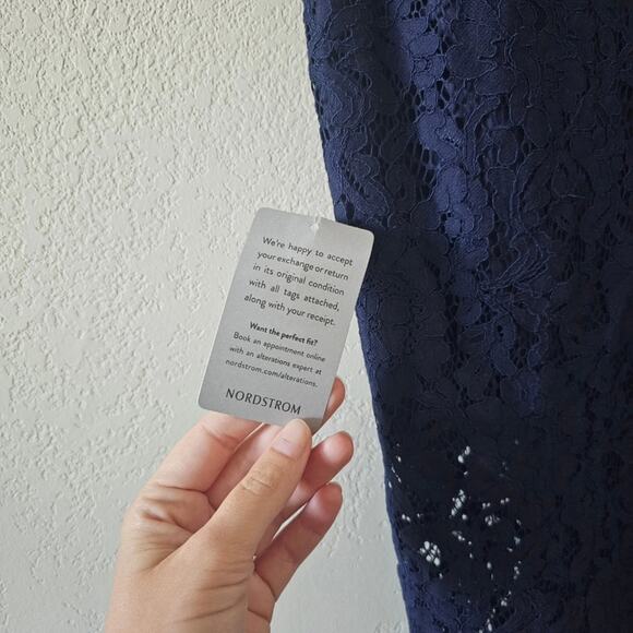 New Bardot Adeline Midi Dress In Navy sz medium - Picture 6 of 10